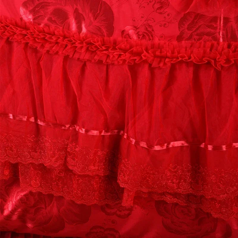 Red Jacquard Satin Bedding Sets Luxury Royal Princess Wedding Heart-shaped Lace Duvet Cover Flat Sheet Bedspread Pillowcases