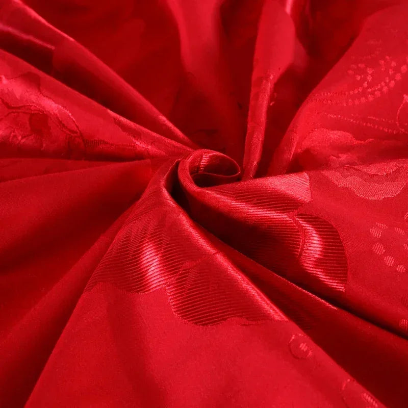 Red Jacquard Satin Bedding Sets Luxury Royal Princess Wedding Heart-shaped Lace Duvet Cover Flat Sheet Bedspread Pillowcases