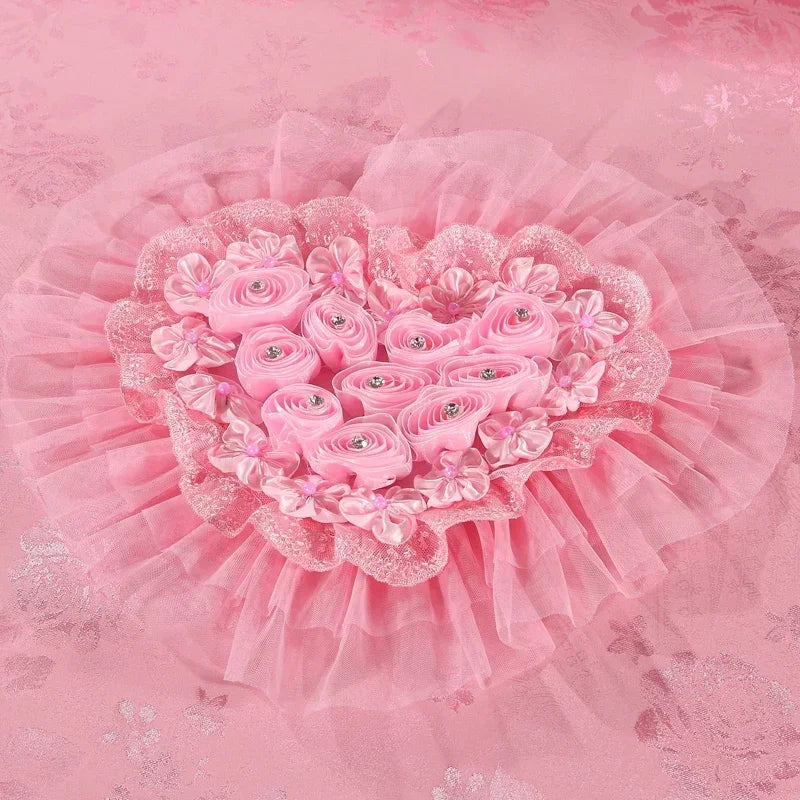 Red Jacquard Satin Bedding Sets Luxury Royal Princess Wedding Heart-shaped Lace Duvet Cover Flat Sheet Bedspread Pillowcases