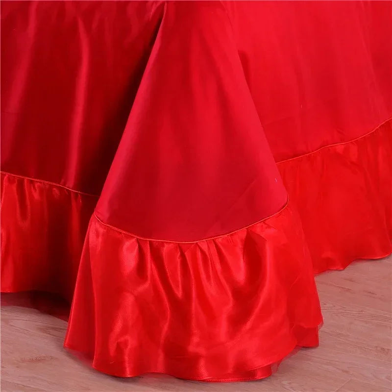 Red Jacquard Satin Bedding Sets Luxury Royal Princess Wedding Heart-shaped Lace Duvet Cover Flat Sheet Bedspread Pillowcases