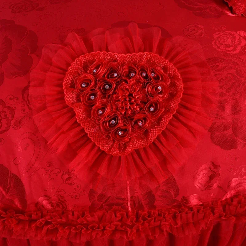 Red Jacquard Satin Bedding Sets Luxury Royal Princess Wedding Heart-shaped Lace Duvet Cover Flat Sheet Bedspread Pillowcases