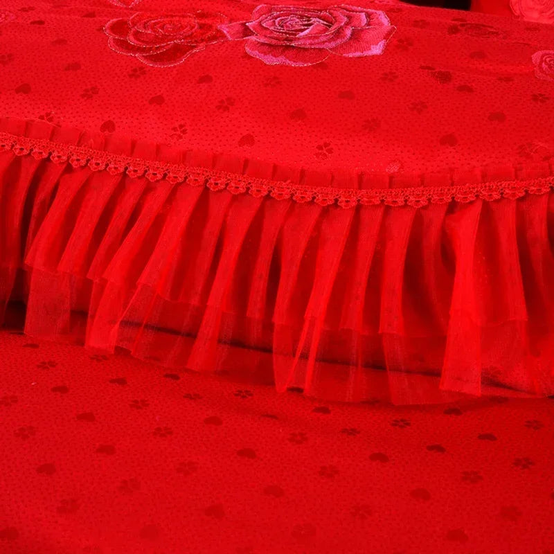Red Jacquard Satin Bedding Sets Luxury Royal Princess Wedding Heart-shaped Lace Duvet Cover Flat Sheet Bedspread Pillowcases