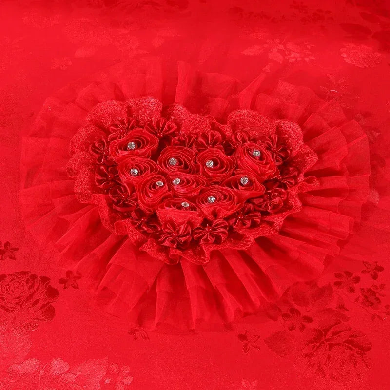 Red Jacquard Satin Bedding Sets Luxury Royal Princess Wedding Heart-shaped Lace Duvet Cover Flat Sheet Bedspread Pillowcases