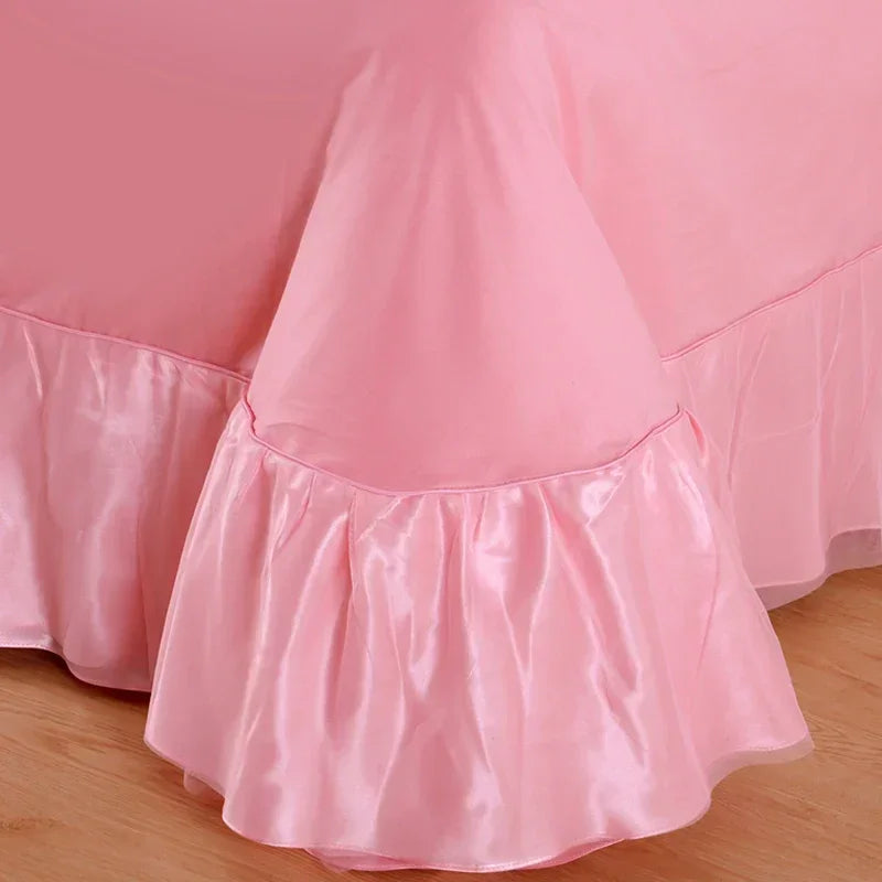 Red Jacquard Satin Bedding Sets Luxury Royal Princess Wedding Heart-shaped Lace Duvet Cover Flat Sheet Bedspread Pillowcases