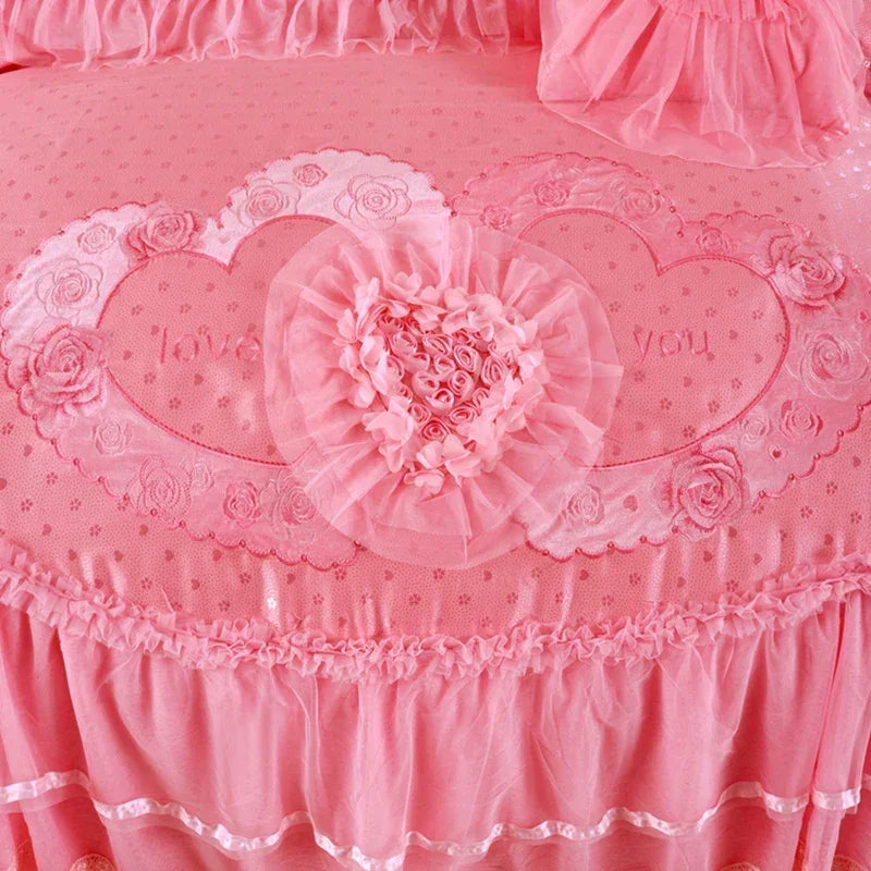 Red Jacquard Satin Bedding Sets Luxury Royal Princess Wedding Heart-shaped Lace Duvet Cover Flat Sheet Bedspread Pillowcases