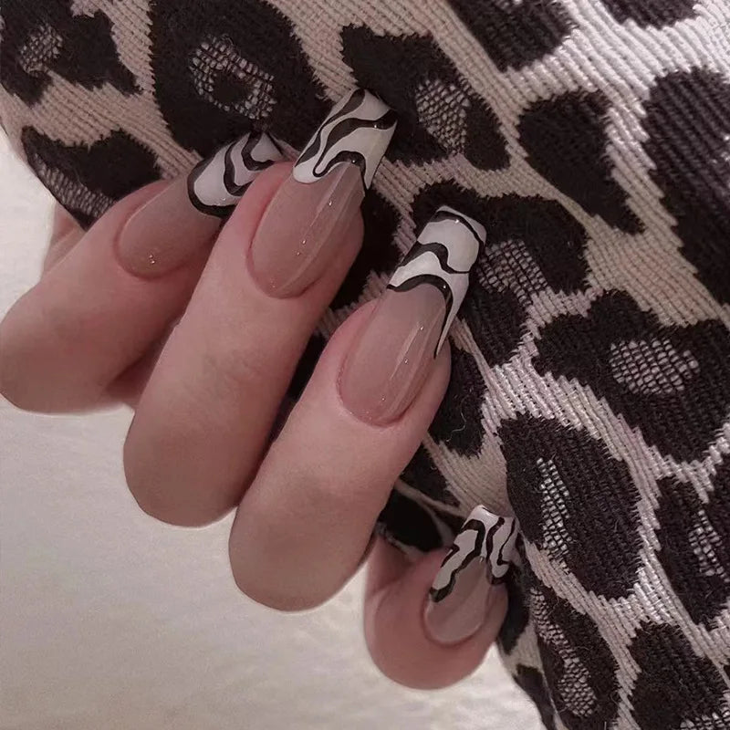 24Pcs Blusher Halo Dyeing Love French Press on Nails Reusable False Nail Removable Fake Nails Short Round Coffin Nail with Glue