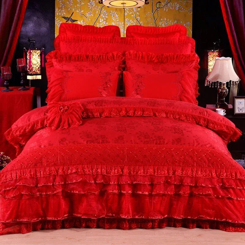 Red Jacquard Satin Bedding Sets Luxury Royal Princess Wedding Heart-shaped Lace Duvet Cover Flat Sheet Bedspread Pillowcases