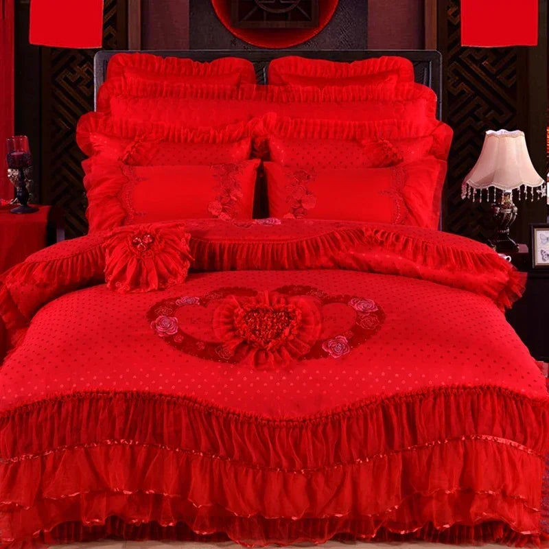 Red Jacquard Satin Bedding Sets Luxury Royal Princess Wedding Heart-shaped Lace Duvet Cover Flat Sheet Bedspread Pillowcases
