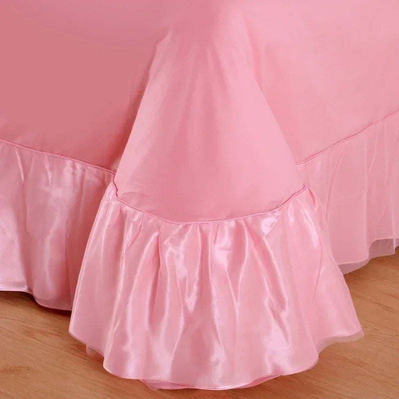 Red Jacquard Satin Bedding Sets Luxury Royal Princess Wedding Heart-shaped Lace Duvet Cover Flat Sheet Bedspread Pillowcases
