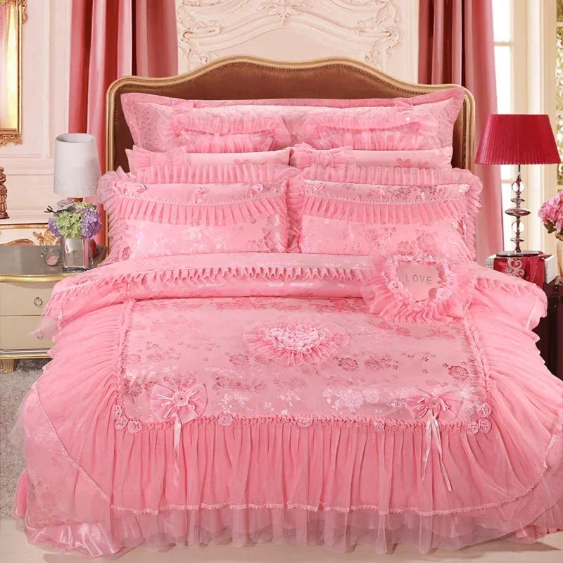 Red Jacquard Satin Bedding Sets Luxury Royal Princess Wedding Heart-shaped Lace Duvet Cover Flat Sheet Bedspread Pillowcases